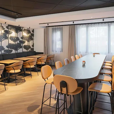 Hotel Novotel Paris Cdg Airport Villepinte 4*
